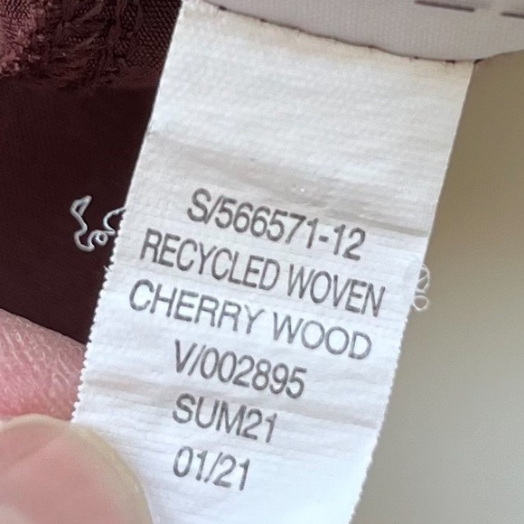 GapFit Recycled Runaround Jogger Pants Womens XS Cherry Wood Burgundy - Picture 13 of 13